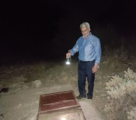 بازدید و رفع انسداد خط انتقال آب شرب از چشمه بیدخراط به شهر قاهان