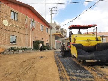 رو‌سازی و آسفالت خیابان‌های شهرداری