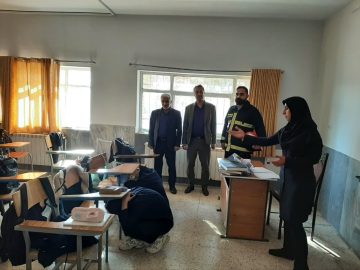 برگزاری بیست‌وهفتمین مانور زلزله و ایمنی در مدارس شهر قاهان