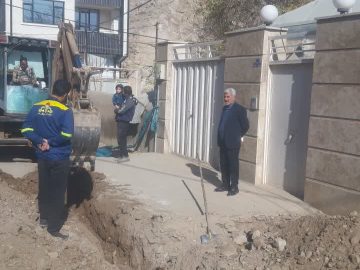 تعویض و بهسازی شبکه توزیع آب در کوچه شهید داود حاج‌بابایی و معابر منشعب