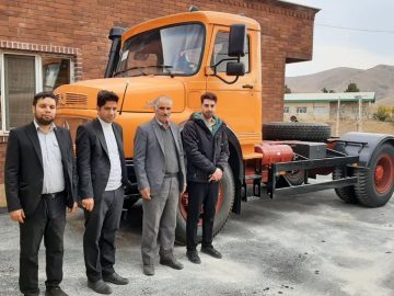 تحویل شاسی ده‌تن بنز کمپرسی جدید به ناوگان خدمات شهری شهرداری قاهان