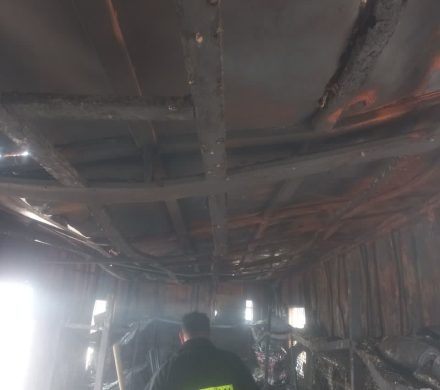 اطفای حریق در انبار تاسیساتی محدوده سه‌راهی قاهان – جاده ساوه