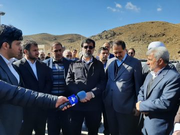 مراسم افتتاحیه پروژه‌های عمرانی و ساختمان اداری شهرداری قاهان با حضور استاندار محترم استان قم