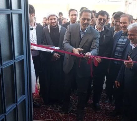 ساختمان اداری شهرداری قاهان افتتاح شد