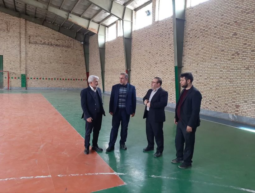بازدید فرماندار و مسئول ورزش و جوانان شهرستان جعفرآباد از زیرساخت‌های ورزشی بخش قاهان