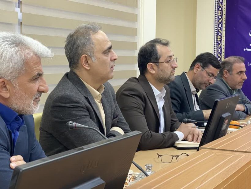 جلسه بررسی پروژه مجتمع آبرسانی شهر قاهان و چهار روستای چاهک، بنابر، آقالک و جمزقان